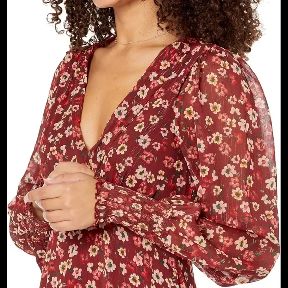 BCBGeneration Deep V neck Skater dress women's size L - Picture 3 of 11